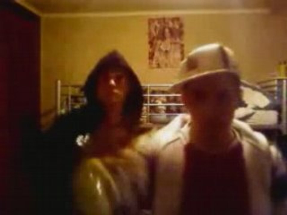 HANDS UP RAP STYLE_0001