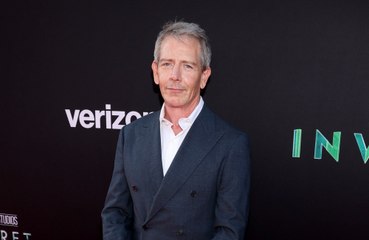 Ben Mendelsohn recalls his worst job: 'You can get your head kicked right off'