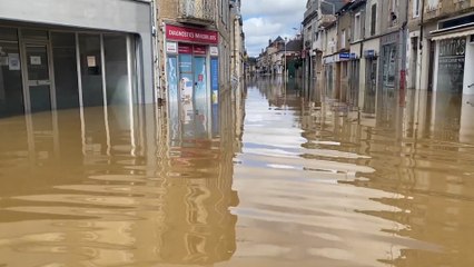 L’Indre-et-Loire et la Vienne en vigilance rouge crues, un kayakiste porté disparu