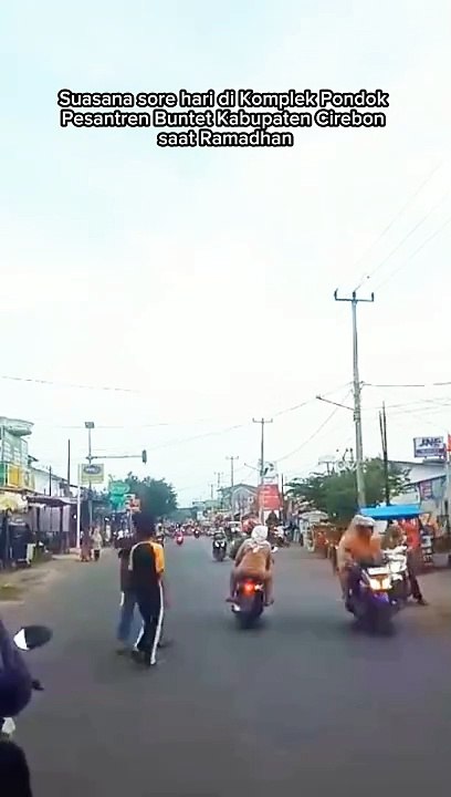 Suasana Sore Hari di komplek pondok pesantren buntet kota cirebon dibulan ramadhan
