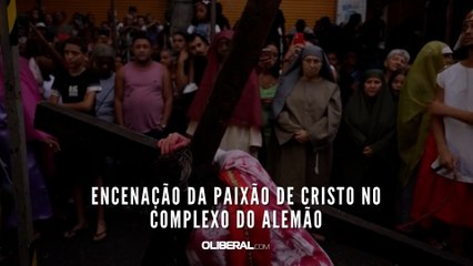 Encenação da Paixão de Cristo no Complexo do Alemão