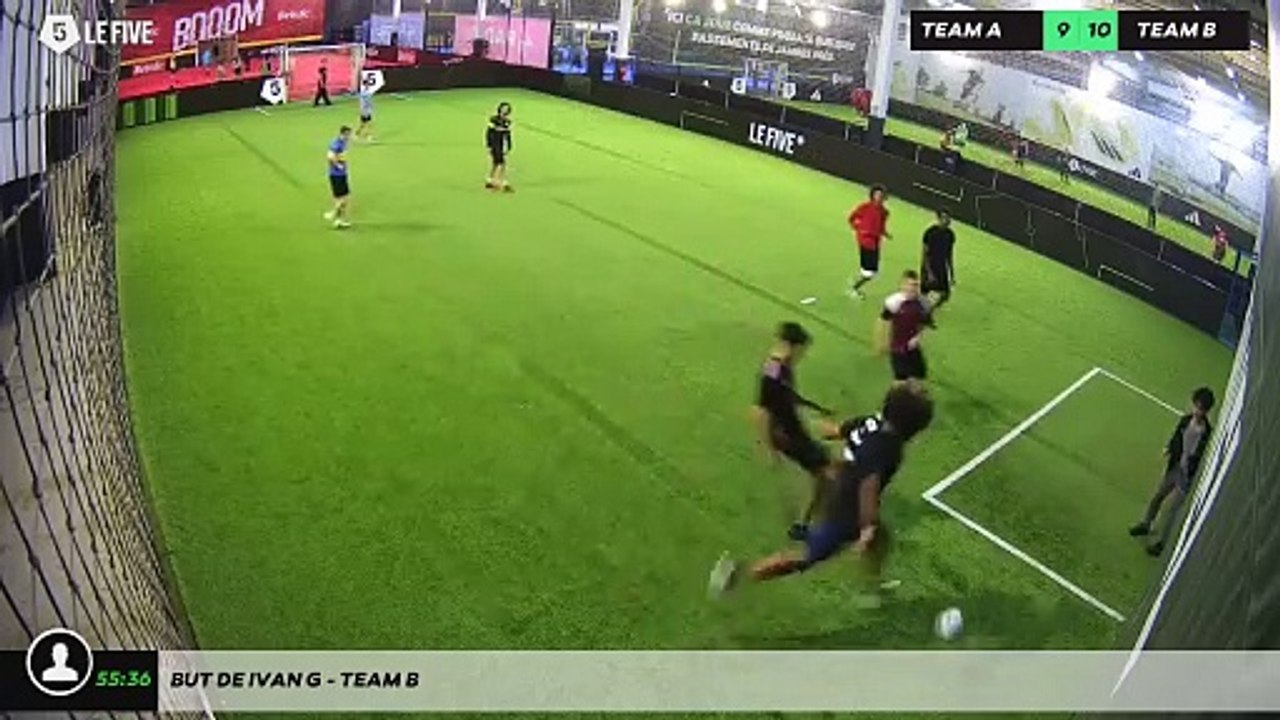 But de Ivan G - Team B