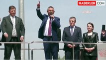 CHP Genel Başkanı Özgür Özel, İzmir Bornova'da seçim çalışmalarını sürdürdü