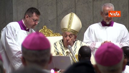 Download Video: La Veglia di Pasqua nella Basilica di San Pietro, Papa Francesco battezza dei nuovi fedeli