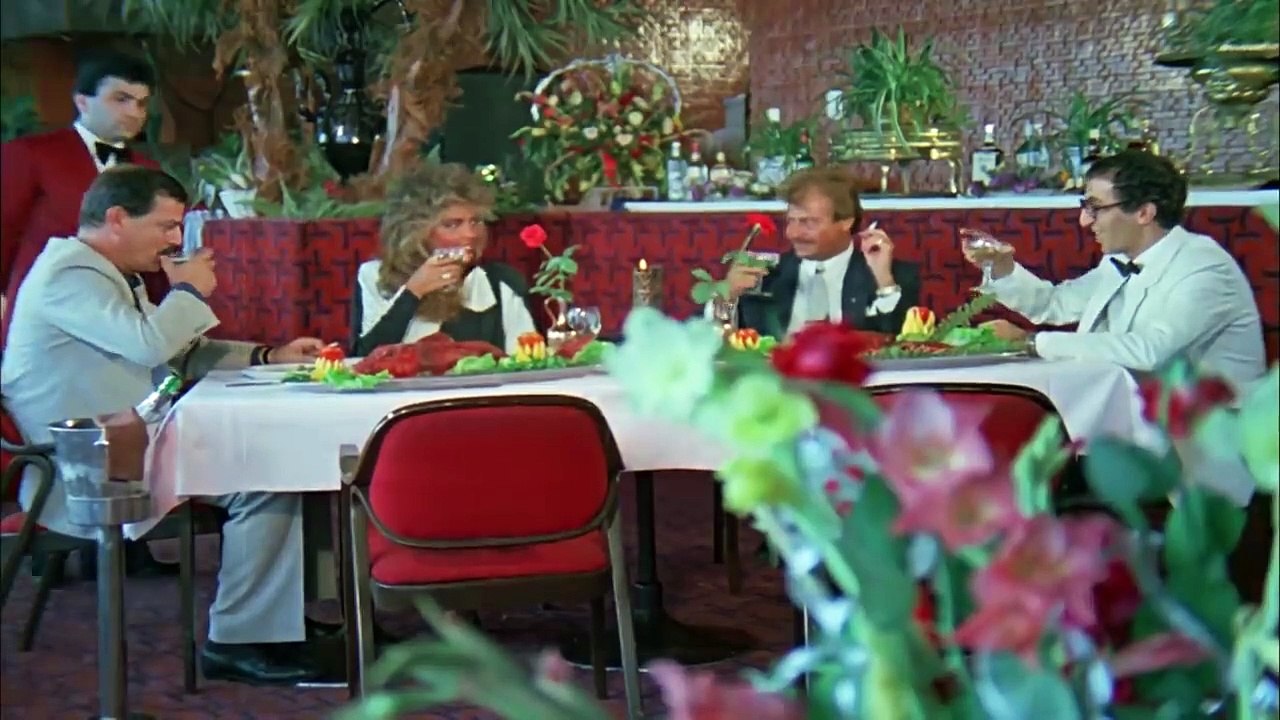 Taçsız Kraliçe 1984