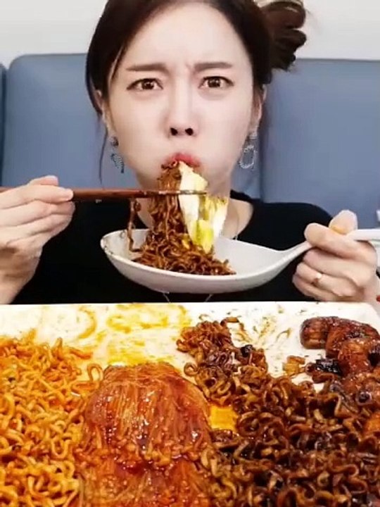 More Nooles Eating Mukbang