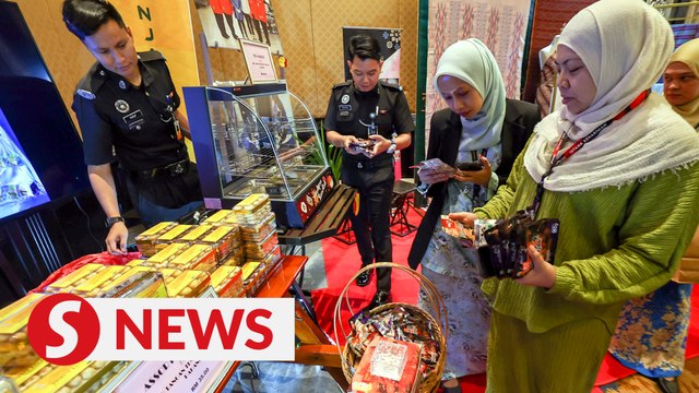 Cookies from prison by Tunku Azizah selling like hot cakes