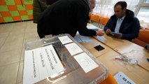 Türkiye sandık başında... Oy verme işlemi başladı
