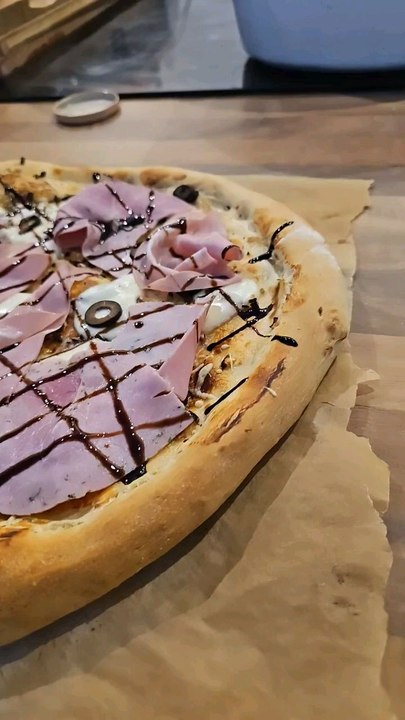  Pizza Blanche