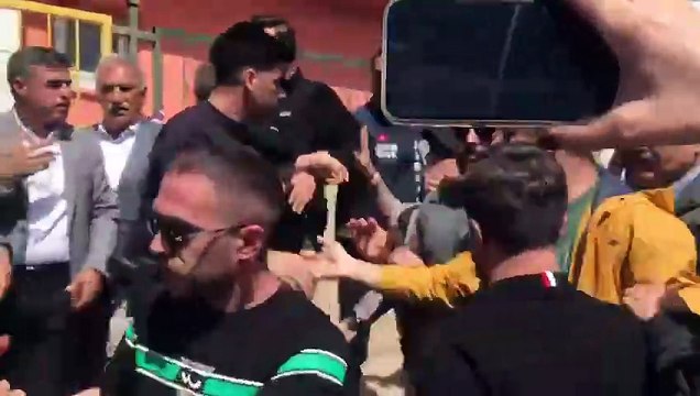 AKP seçmen taşıyor: Doğuda pek çok ilde asker ve polise oy kullandırma gündem oldu