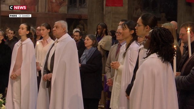 Les baptêmes lors de la fête de Pâques en hausse par rapport à 2023