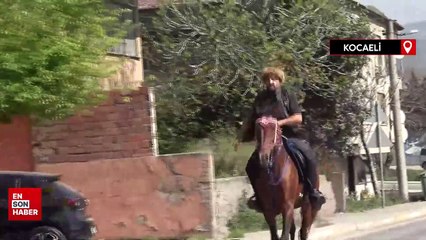 Kocaeli'nde oy kullanmaya atı ile gitti