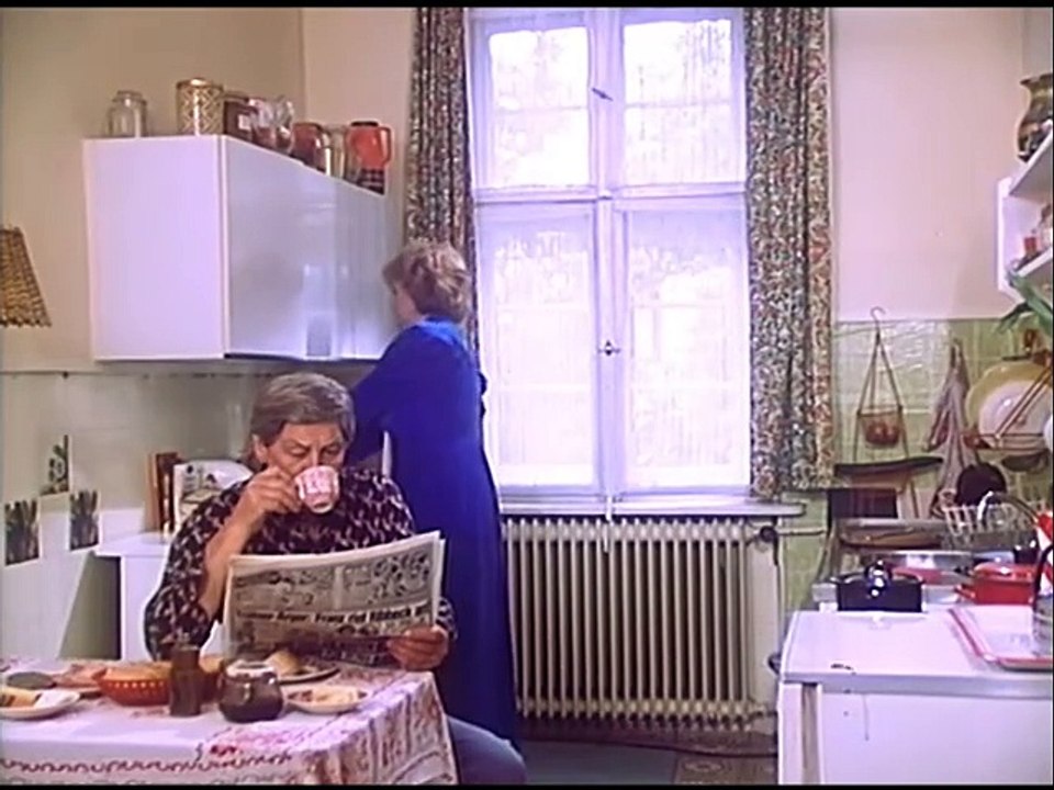 Drei Damen vom Grill - Ganze Serie - Staffel 5/Folge 4  'Die verkaufte Braut' - 1984