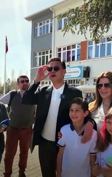 AKP'nin Eskişehir adayı Hatipoğlu gazetecileri azarladı: Rahatsız olduysan çekme sen hadi