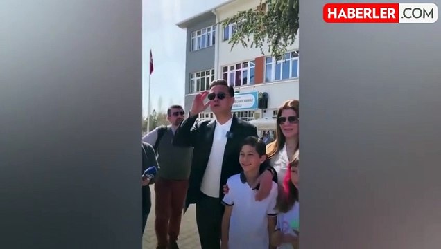 AK Parti Eskişehir Adayı Nebi Hatipoğlu gazetecilerle tartıştı: Çekme oğlum