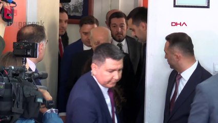 Bahçeli oy kullandı: Yüzündeki morluk ve kolunun sargıda olması dikkat çekti