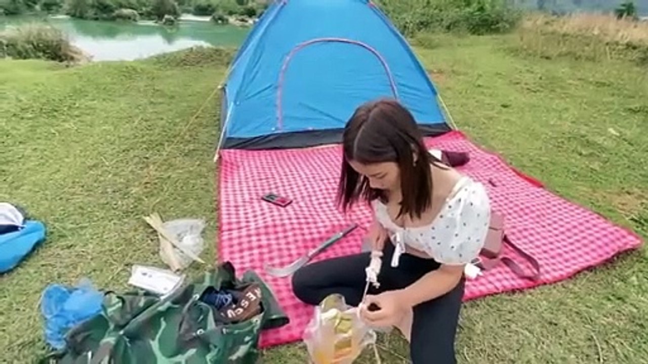Relaxing Solo camping