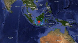 Update Gempa bumi hari ini mag 4.7. Pusat gempa berada di laut 138km Timur Laut TUBAN #infogempa