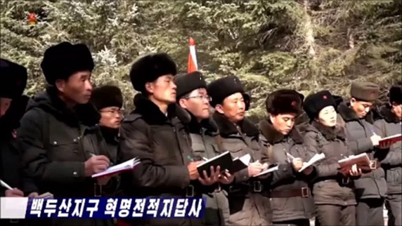 Caravana pelos locais de batalha revolucionária da zona do monte Paektu