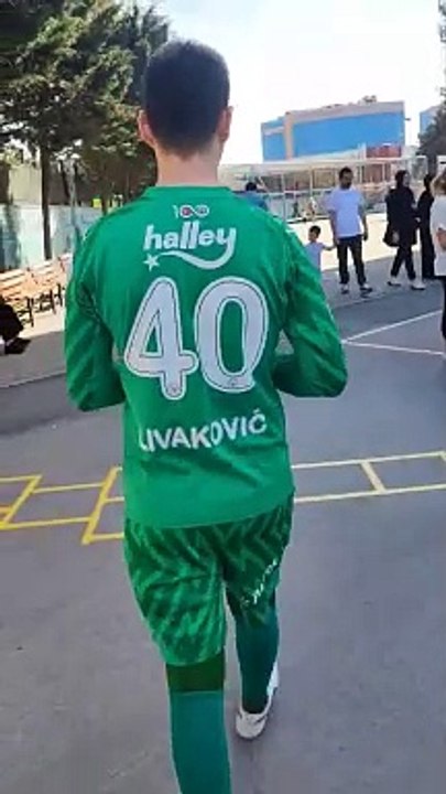 Oy vermeye Livakovic formasıyla gitti