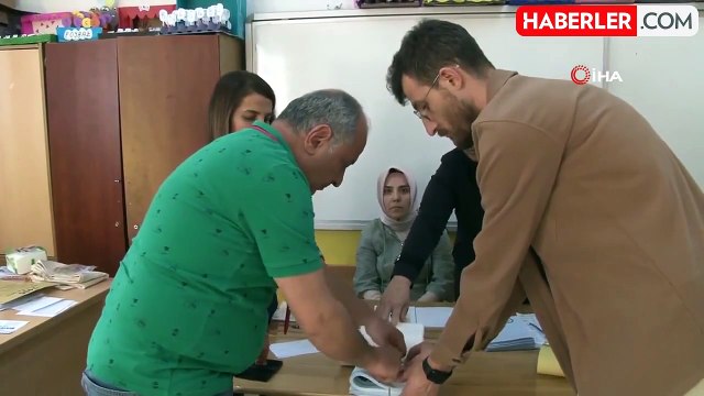 İSTANBUL'DA SEÇİM SONUÇLARI | İstanbul'da hangi aday önde? Ekrem İmamoğlu mu Murat Kurum mu?