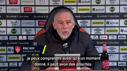 Brest - Roy félicite Del Castillo, jeune papa et buteur victorieux