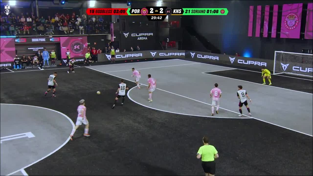 Nolito marca el mejor gol de la Kings League