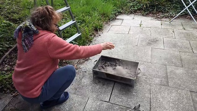 movies spilling water on hot grill coal 2024-03-31