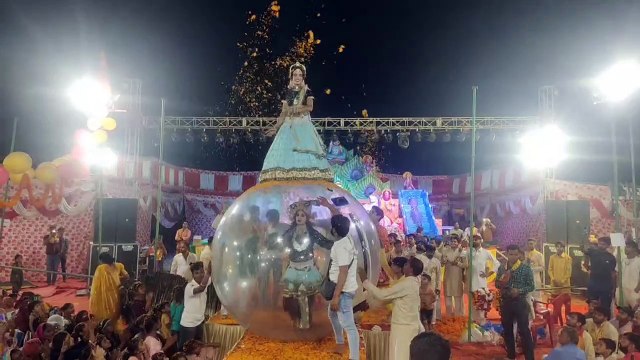 Baba's court decorated in Shyam Jagran, devotees danced on bhajans...watch video
