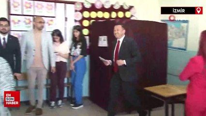 Hamza Dağ, oy kullandığı sandıktan birinci çıktı