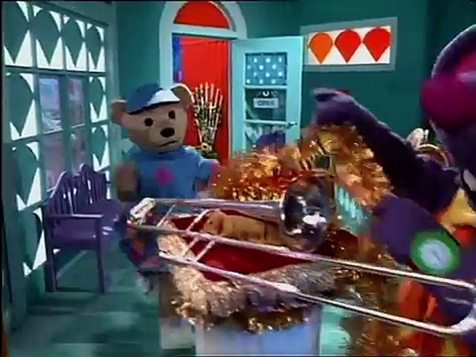 Bananas in Pyjamas - Ep. 103 - Amy's Trombone (2004)