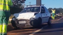 Motorista de Tucson foge logo após acidente com Corsa no Trevo da Portal