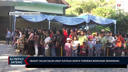 Ibadat Jalan Salib Umat Katolik Santa Theresia Bongsari Semarang