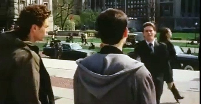 Bande-annonce de Spider-Man / La scène de baiser a été une horreur à tourner pour Tobey Maguire et Kirsten Dunst