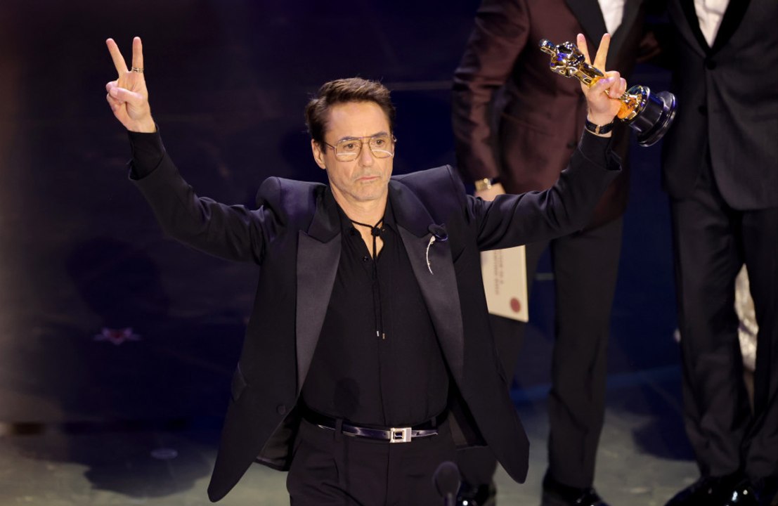 'oppenheimer'-star robert downey jr.: 'dankbar" für zusammenarbeit mit christopher nolan