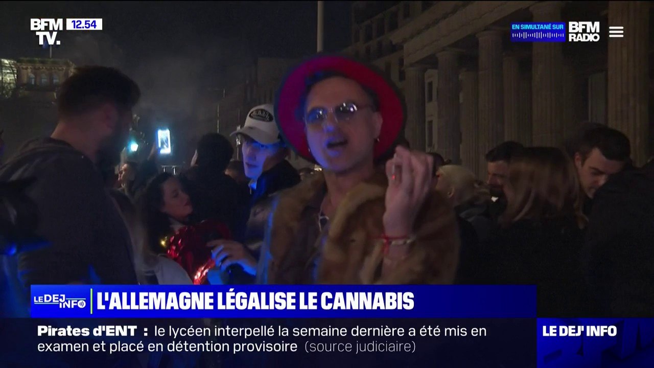 Ces Allemands se sont réunis dès minuit pour fumer du cannabis de manière légale