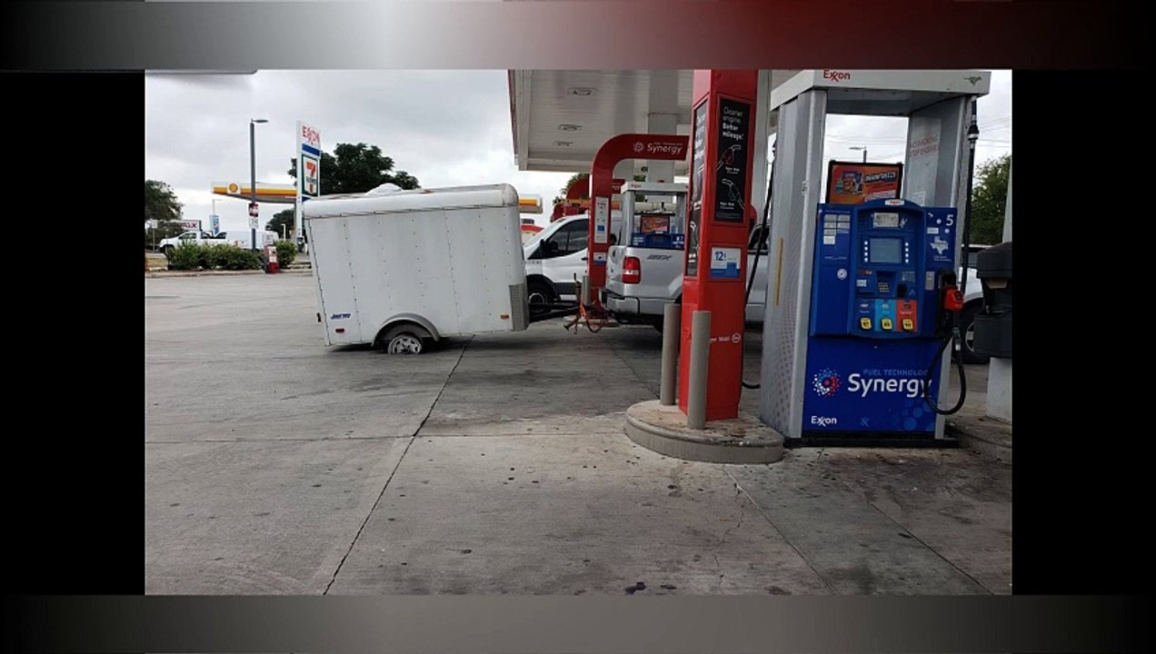 Ultimate Idiots in Cars #205 Car crashes caught on Camera