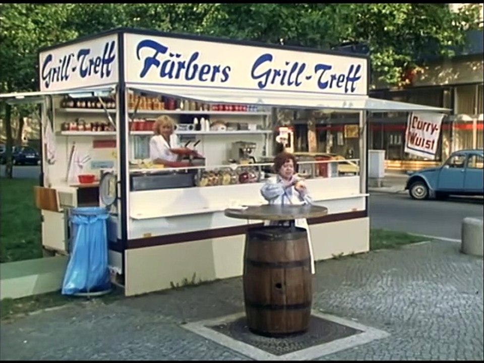 Drei Damen vom Grill - Ganze Serie - Staffel 6/Folge 4  'Ein Bier ist kein Bier' - 1985