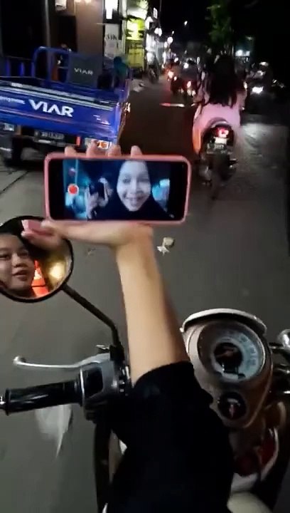 Definisi cewek Buta map