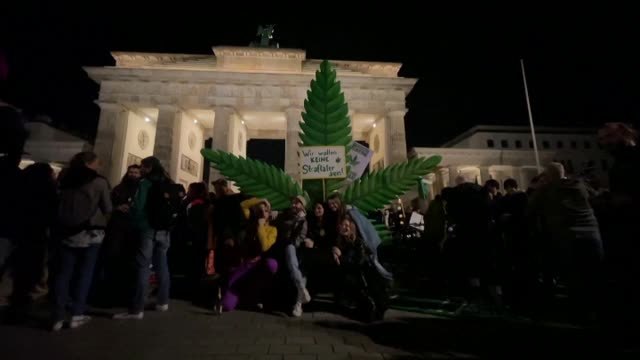 Alemania se convierte en el mayor país de Europa en permitir que la marihuana se cultive en casa y que se pueda fumar en público