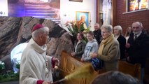 echodnia.eu Lany poniedziałek w kościele w Dyminach z biskupem Marianem Florczykiem