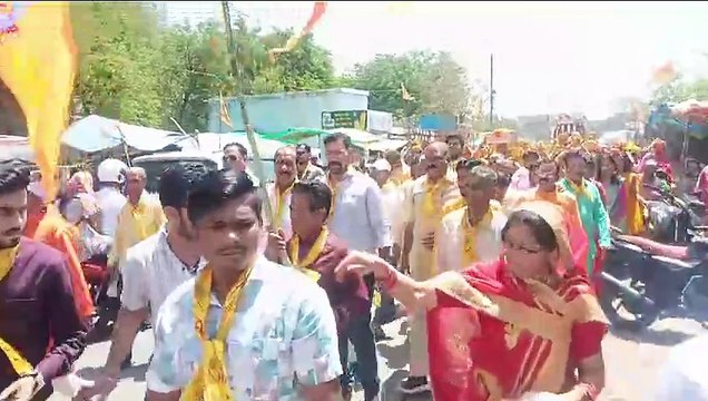 कलश शोभायात्रा निकली, महिलाओं ने गाए मंगल गीत, श्रद्धालुओं ने किया भ​क्ति नृत्य