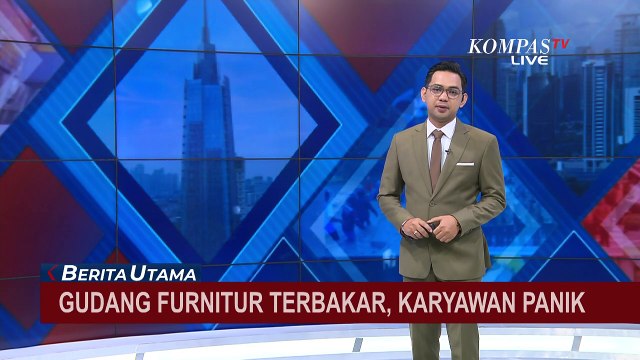 Kebakaran Gudang Produksi Furnitur di Tangerang, 7 Unit Mobil Damkar Diterjunkan