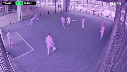 Alexis 01/04 à 16:44 - Football Terrain 3 (LeFive P17)