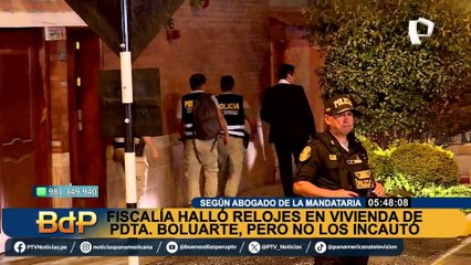 Mujeres protestaron frente a casa de Dina Boluarte en Surquillo: “el pueblo te repudia”