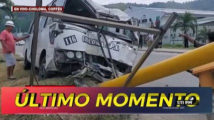 ¡Macanazo! Varios heridos al estrellarse "rapidito" con postes en Choloma