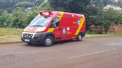 Mulher cai de bicicleta e sofre escoriações no Bairro Pacaembu