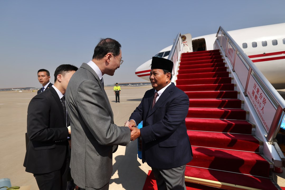 Menhan Prabowo dan Rombongan Tiba di China, Temui Xi Jinping, PM hingga Menhan China