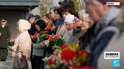 Zelenski visitó Bucha para conmemorar dos años de la liberación de la ciudad de las tropas rusas
