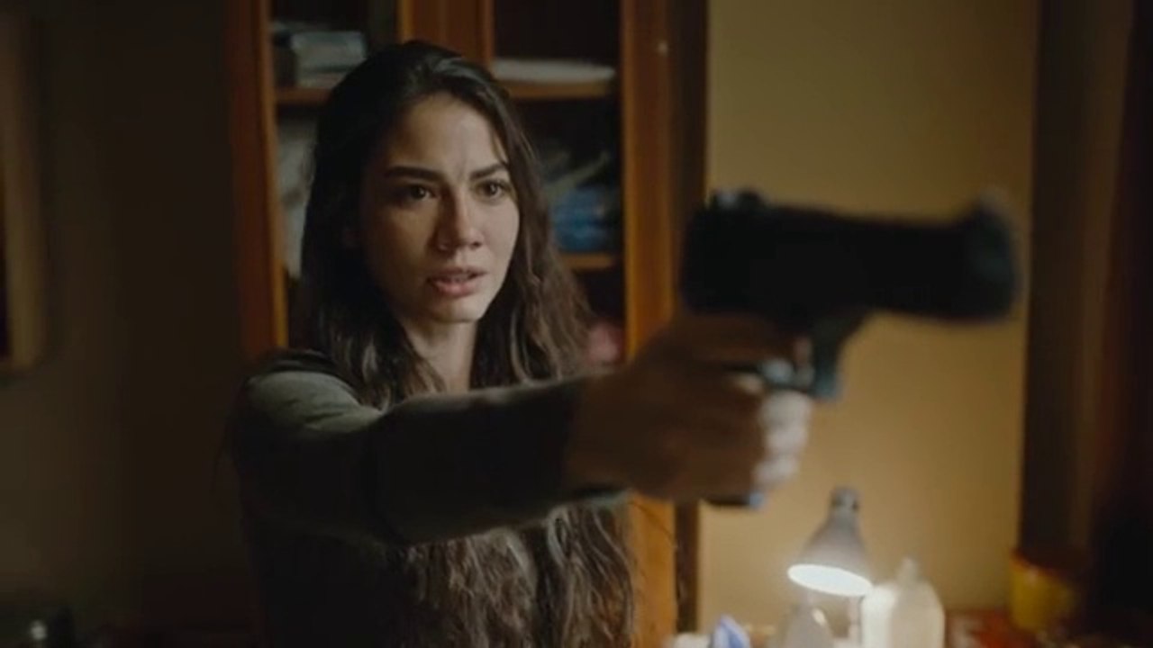2. MI NOMBRE ES FARAH ❤️ En ESPAÑOL HD. Capítulo 2. ESPAÑOL HD❤️ Demet Özdemir y Engin Akyürek